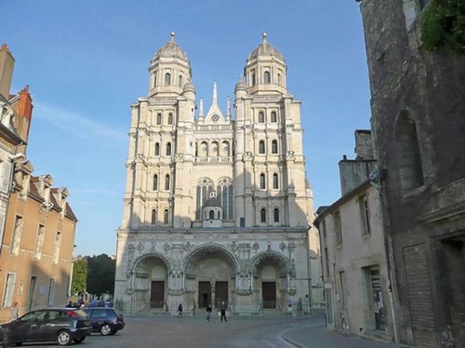 Apartamento Le Jade : Au Coeur Du Centre Historique Dijon Exterior foto